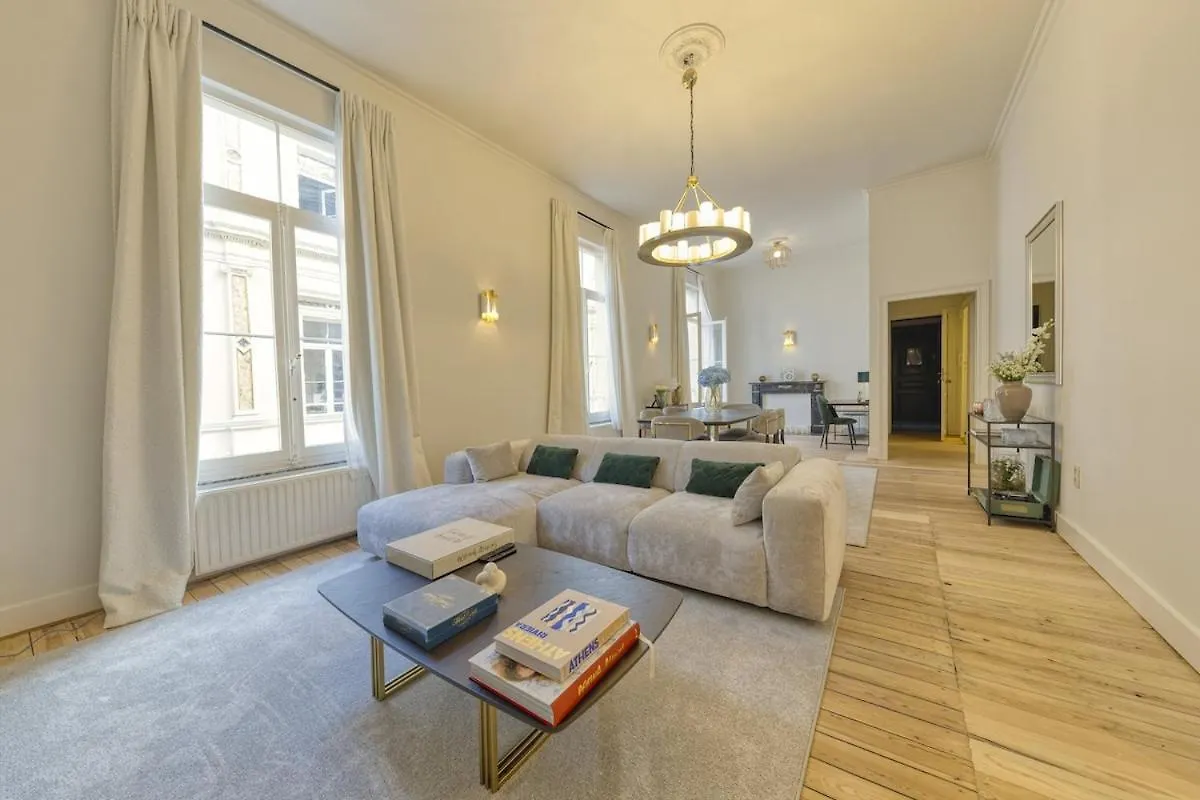 Apartment In The Hyper-Center Bruxelles